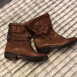 Beautiful brown booties made in Italy